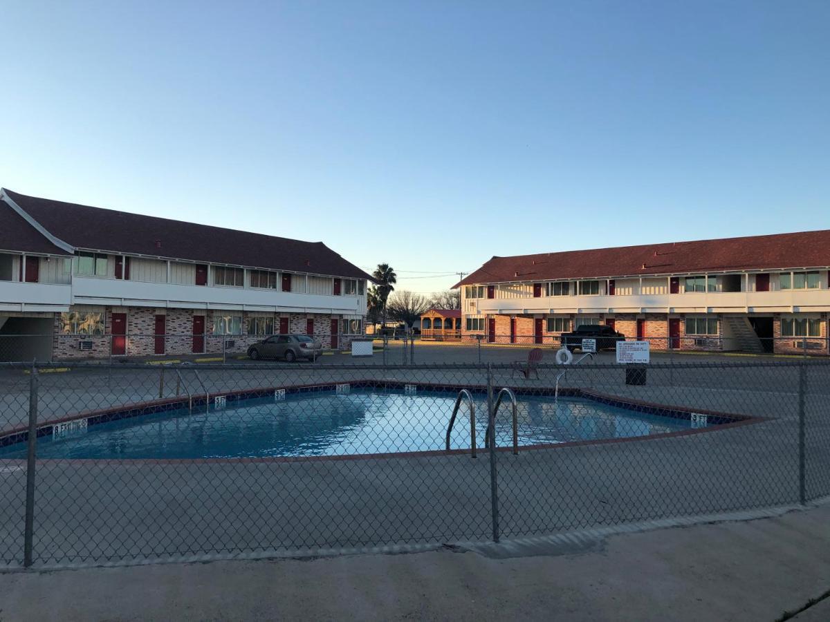 Royal Inn Port Lavaca Exterior photo